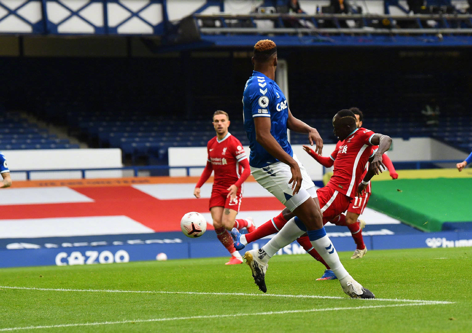 詹姆斯后迅 詹姆斯后迅